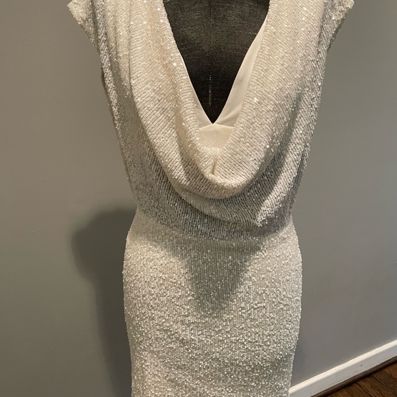 Nookie Winter White Cocktail Dress Size Large Nookie Winter White Cocktail Dress Size Large